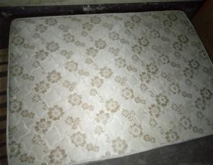 MATELAS ORTHOPEDIQUE NEUF, NON UTILISE. NOUS AVONS UN GRAND STOCK